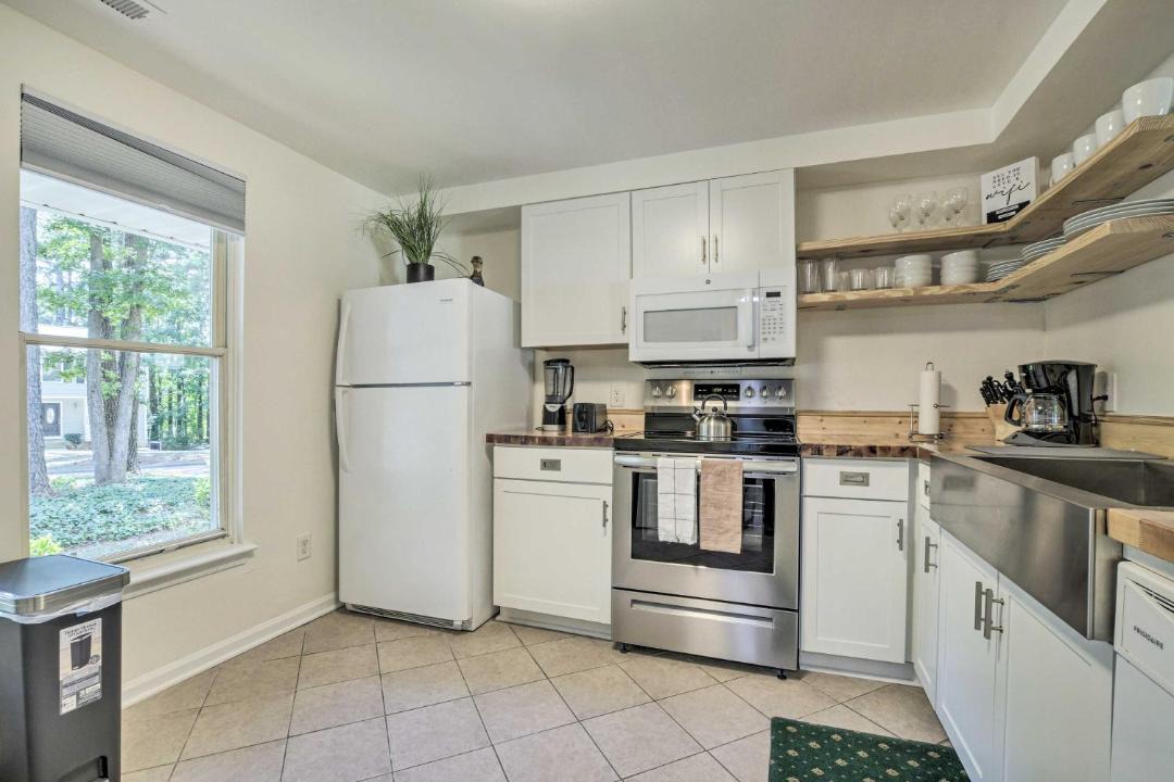 Photo of Kitchen in Taylor's Pond