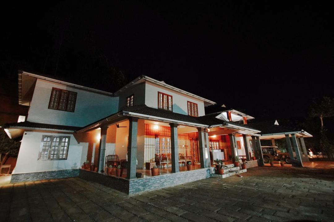 Photo of Buildings in Vayittiri