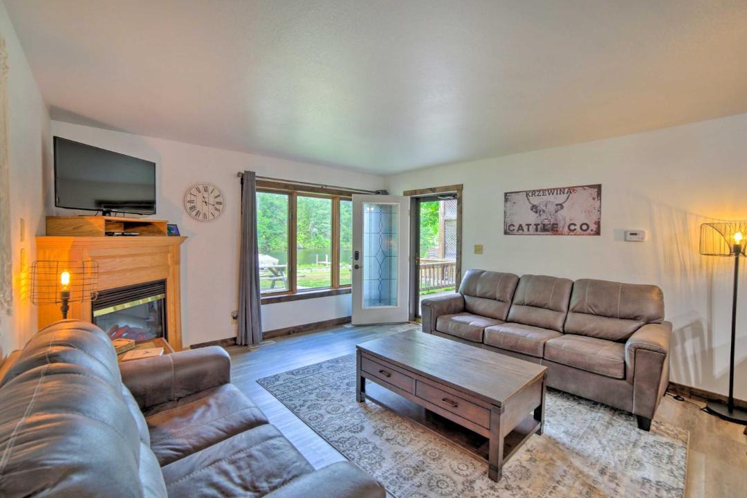 Photo of Livingroom in Goodman