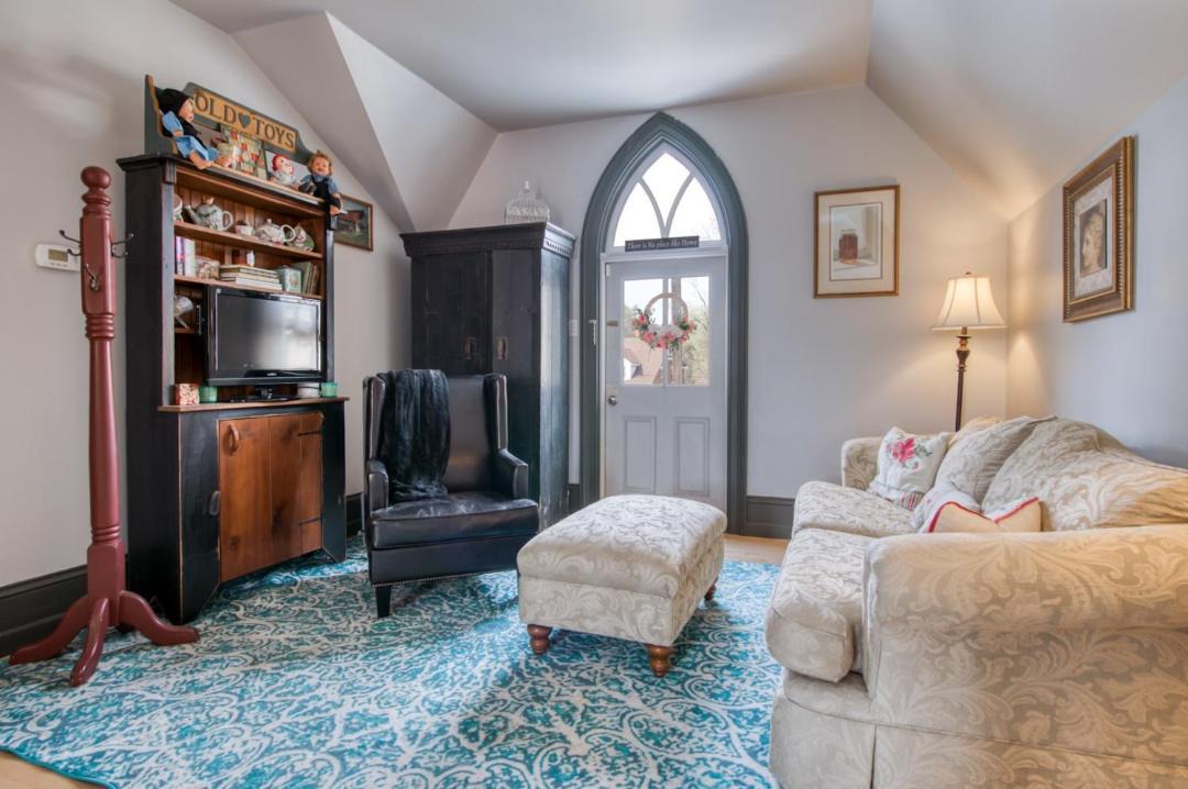 Photo of Livingroom in Elmira