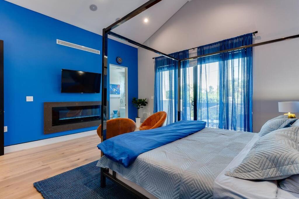 Photo of Bedroom in Encino