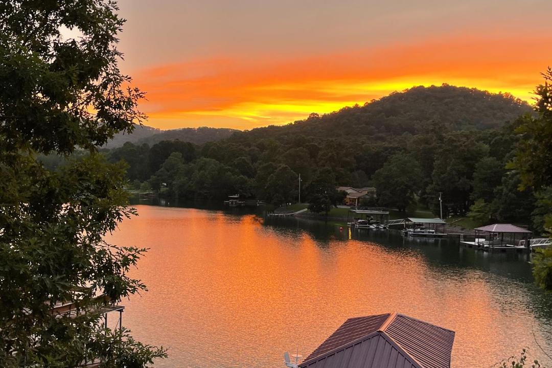 Photo of Others in Hiawassee