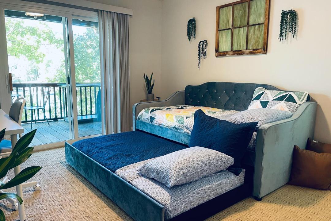 Photo of Bedroom in Hiawassee