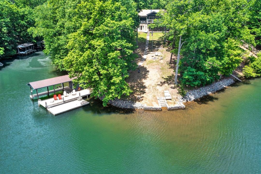 Photo of Outdoor in Huddleston