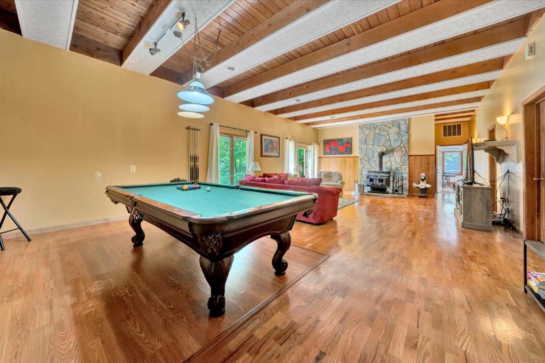 Photo of Livingroom in Huddleston
