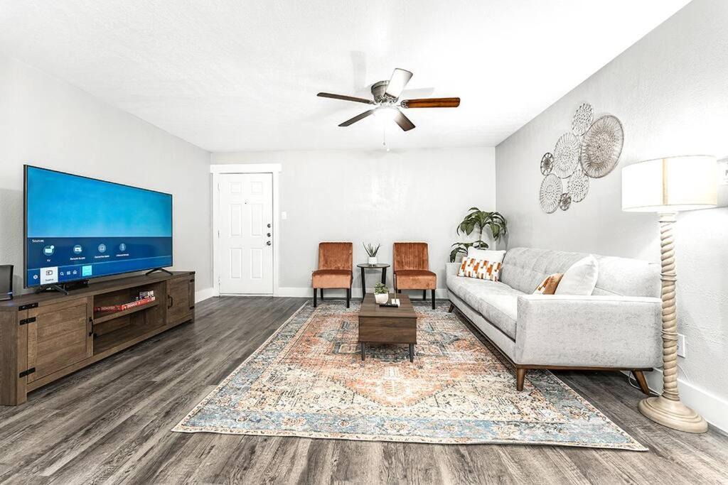 Photo of Livingroom in Arlington