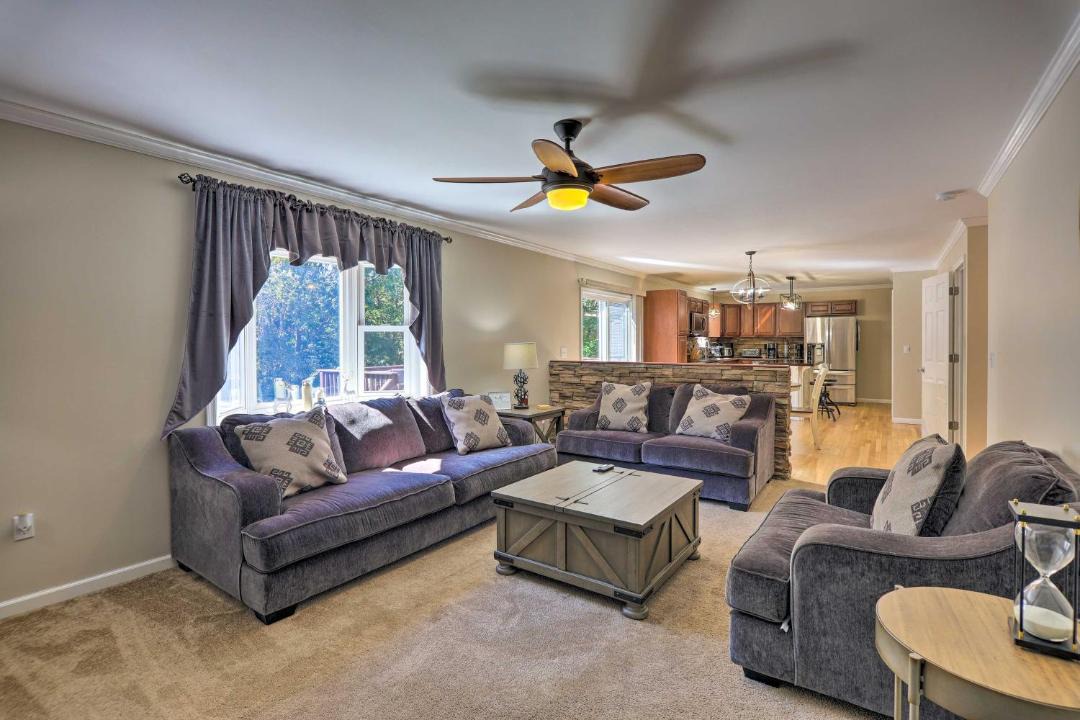 Photo of Livingroom in Tunkhannock Township