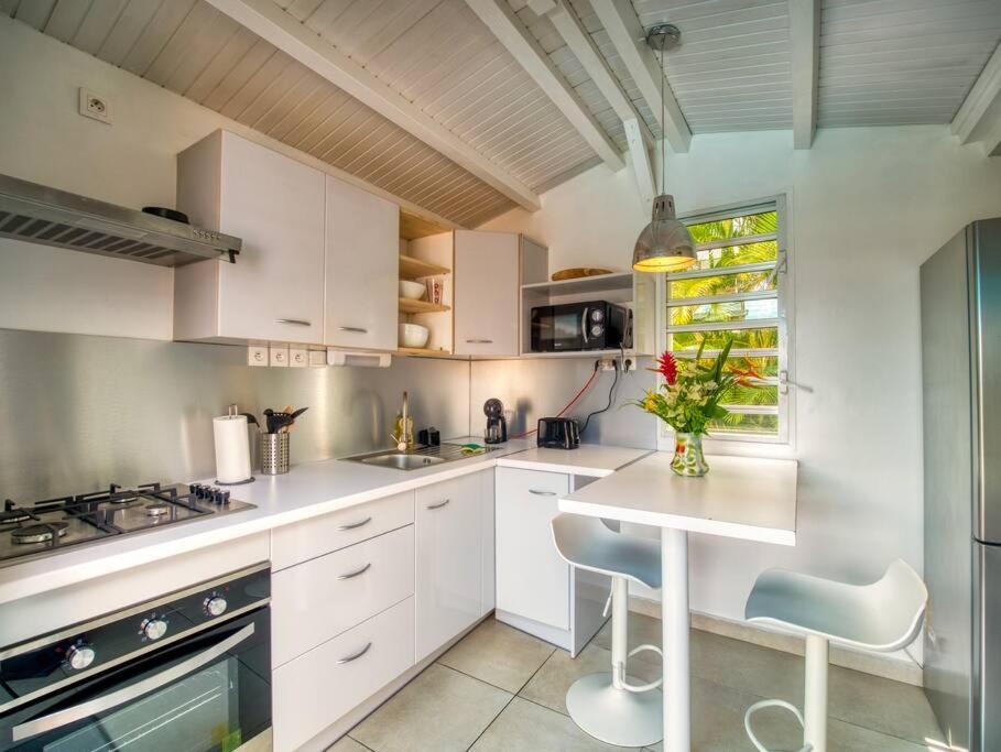 Photo of Kitchen in Lamentin
