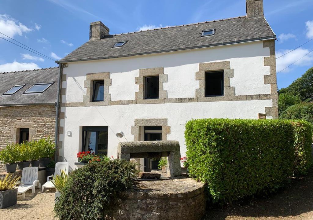 Photo of Buildings in Leuhan