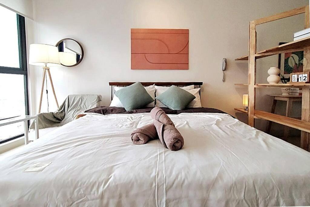 Photo of Bedroom in Maluri