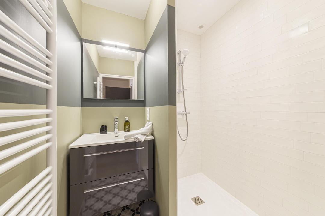Photo of Bathroom in Laval