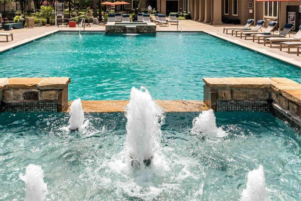 Photo of Outdoor in Valley Ranch