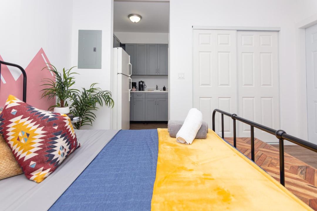 Photo of Bedroom in Midtown