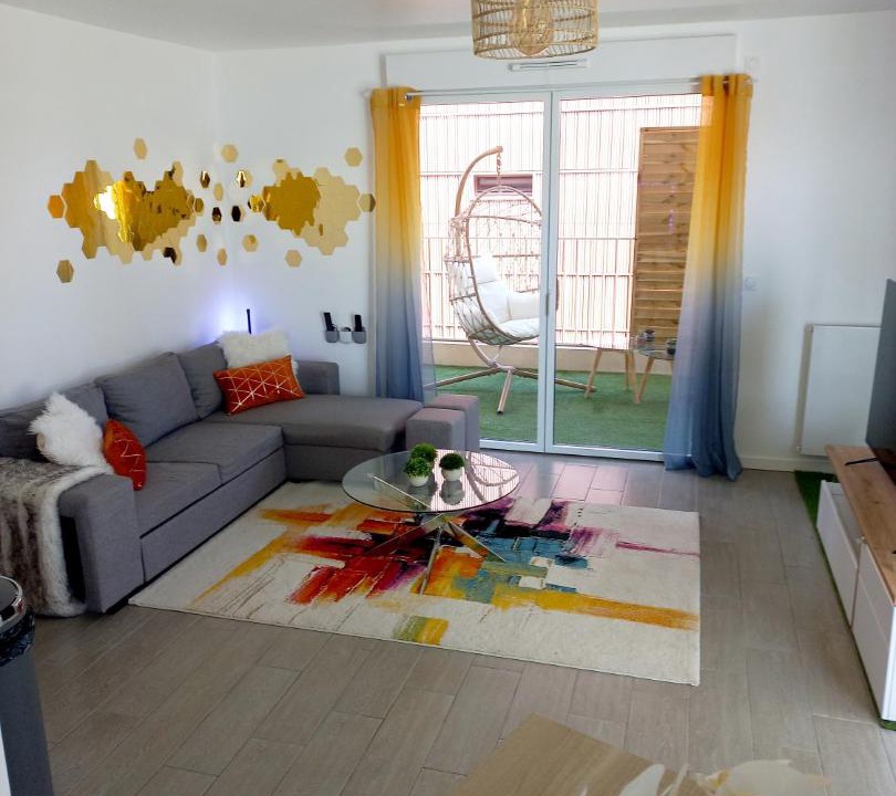 Photo of Livingroom in Saint Jean Station District