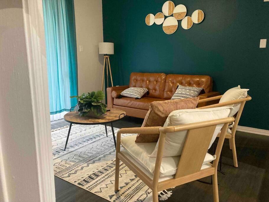 Photo of Livingroom in Irving