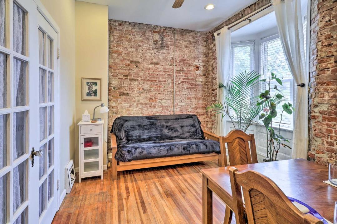 Photo of Livingroom in Shaw