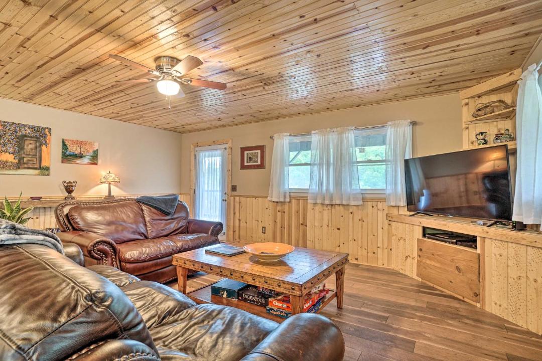Photo of Livingroom in Clayton