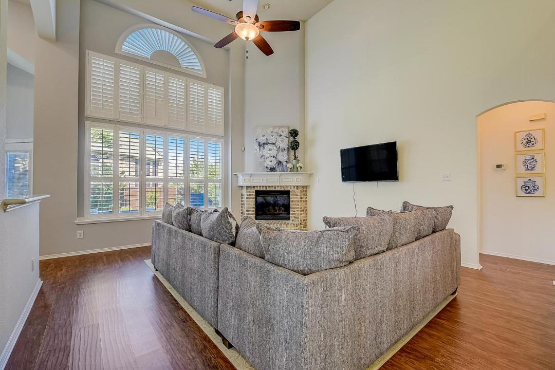 Photo of Livingroom in Rowlett