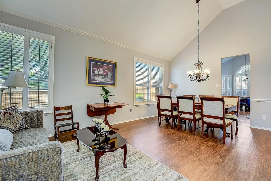 Photo of Livingroom in Rowlett