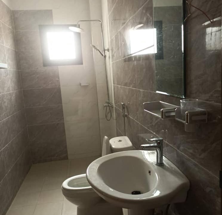 Photo of Bathroom in Yof