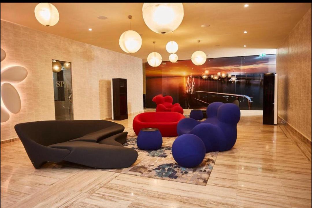 Photo of Livingroom in North Ridge