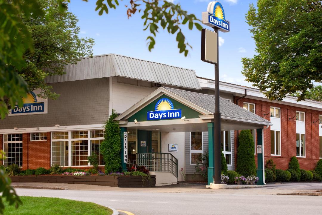 Photo of Buildings in Dover