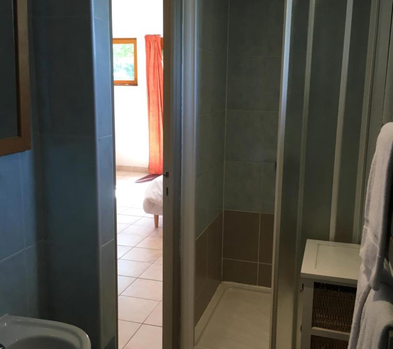 Photo of Bathroom in Pluduno
