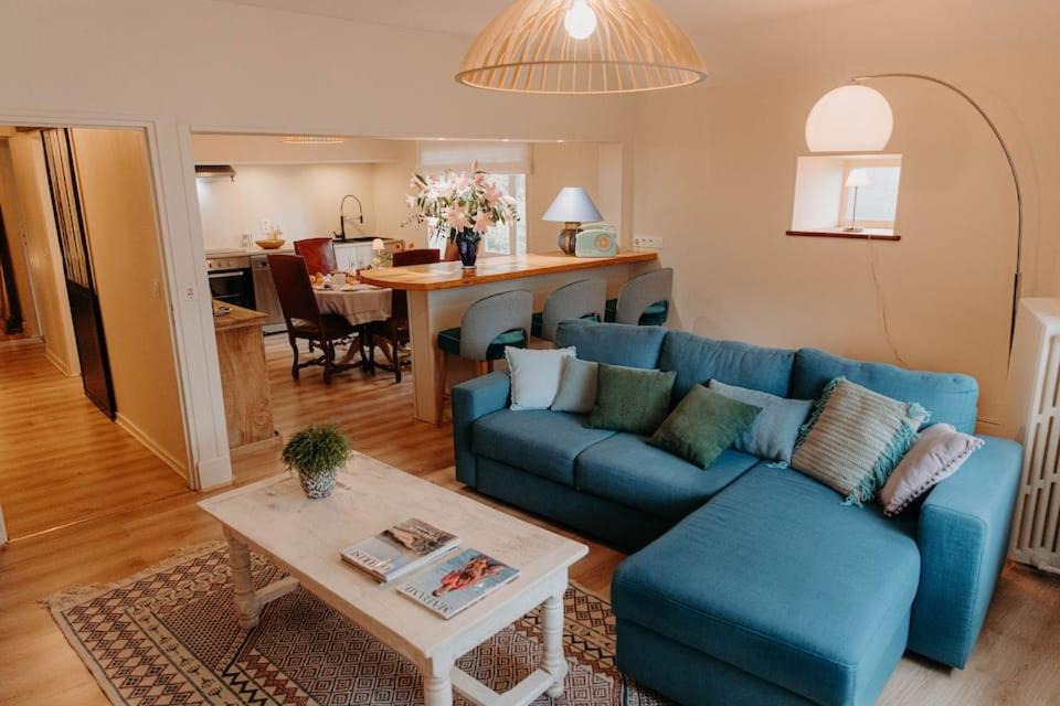 Photo of Livingroom in Boisseuil