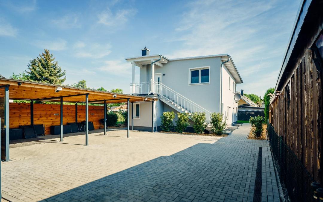 Photo of Buildings in Groskoschen