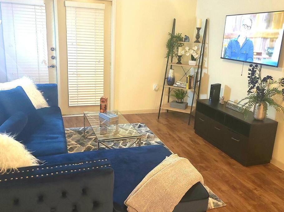 Photo of Livingroom in Montrose