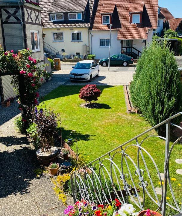 Photo of Others in Sandershausen