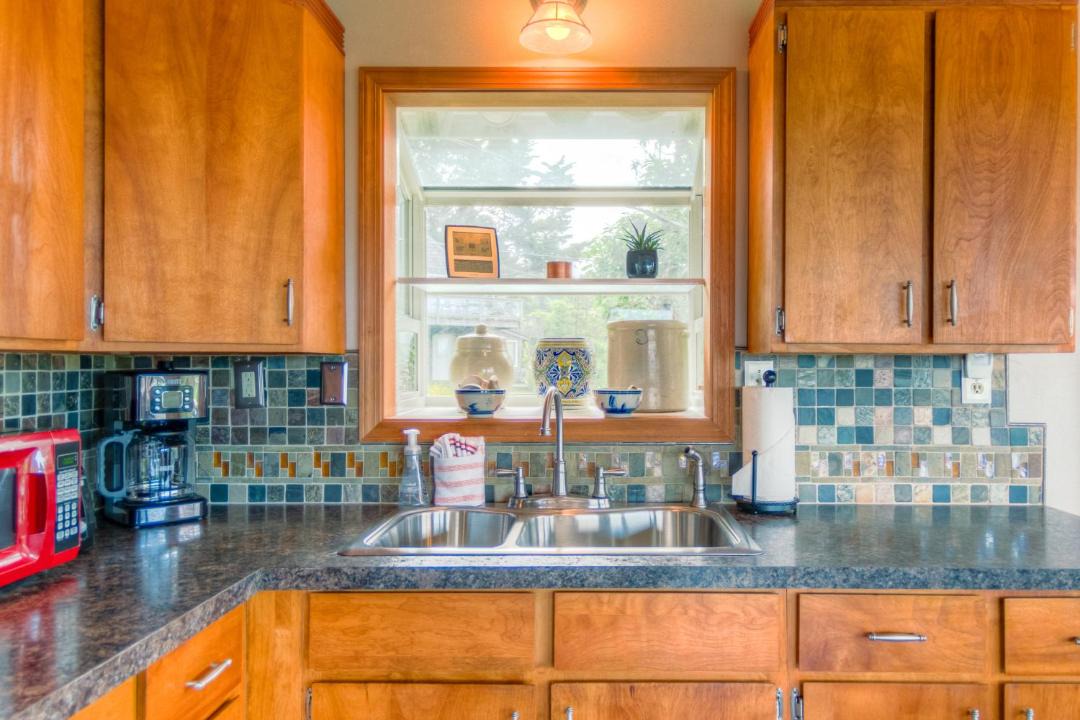 Photo of Kitchen in Neahkahnie Beach
