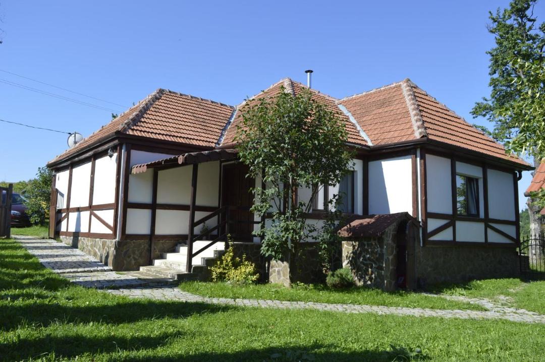 Photo of Buildings in Sinteu