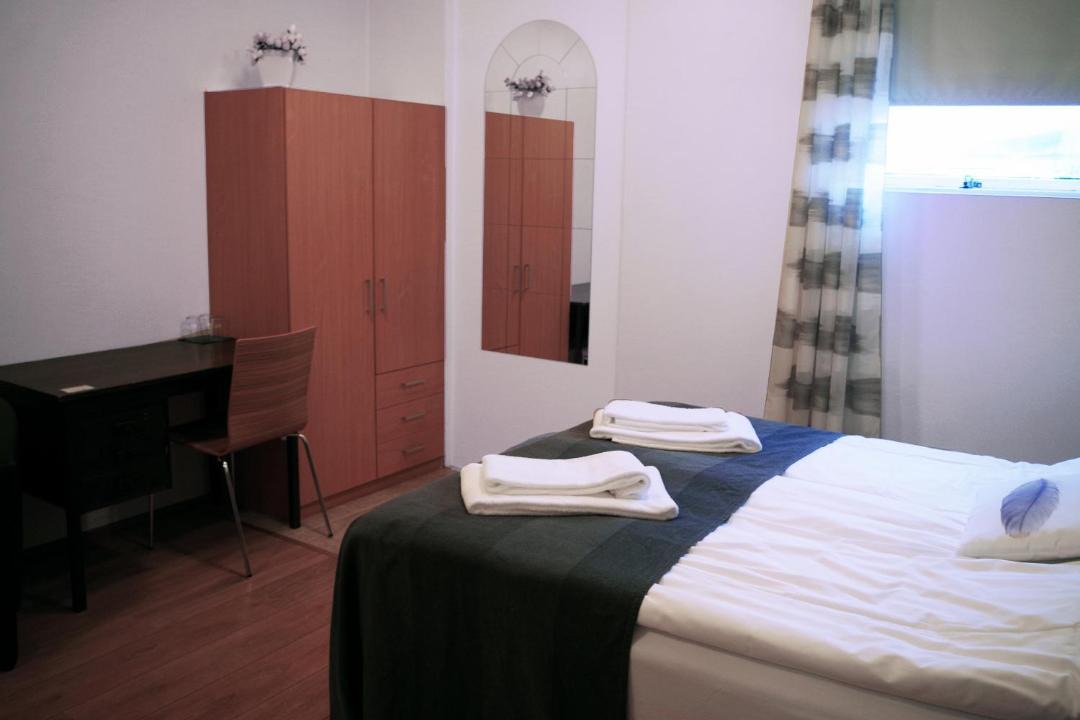 Photo of Bedroom in Stoovarfjorour