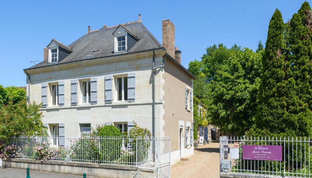 Photo of Buildings in Poce-sur-Cisse