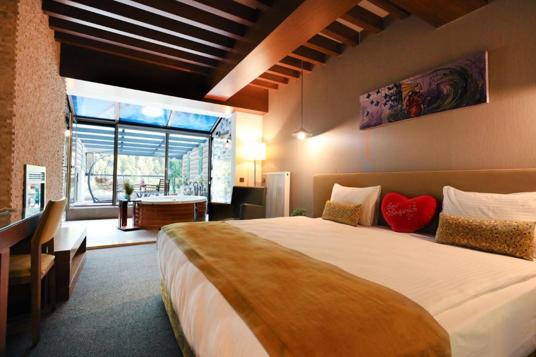 Photo of Bedroom in Bolu