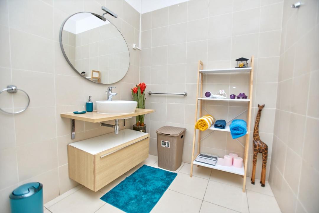 Photo of Bathroom in Pointe-Noire