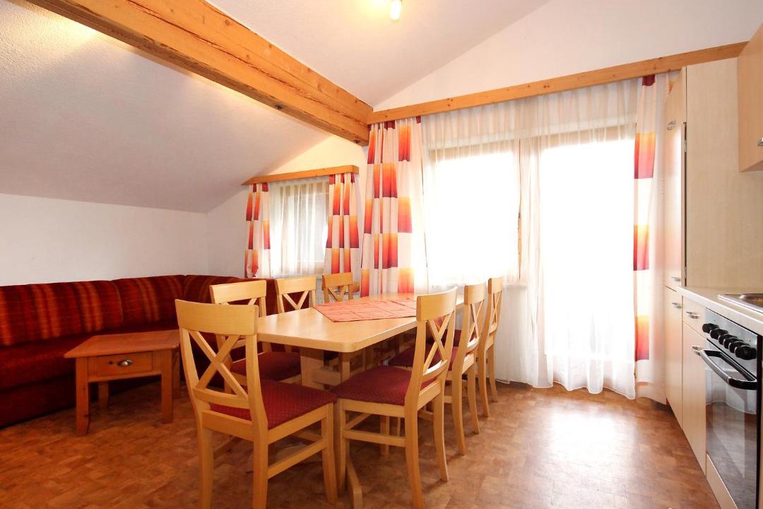 Photo of Livingroom in Kapfing