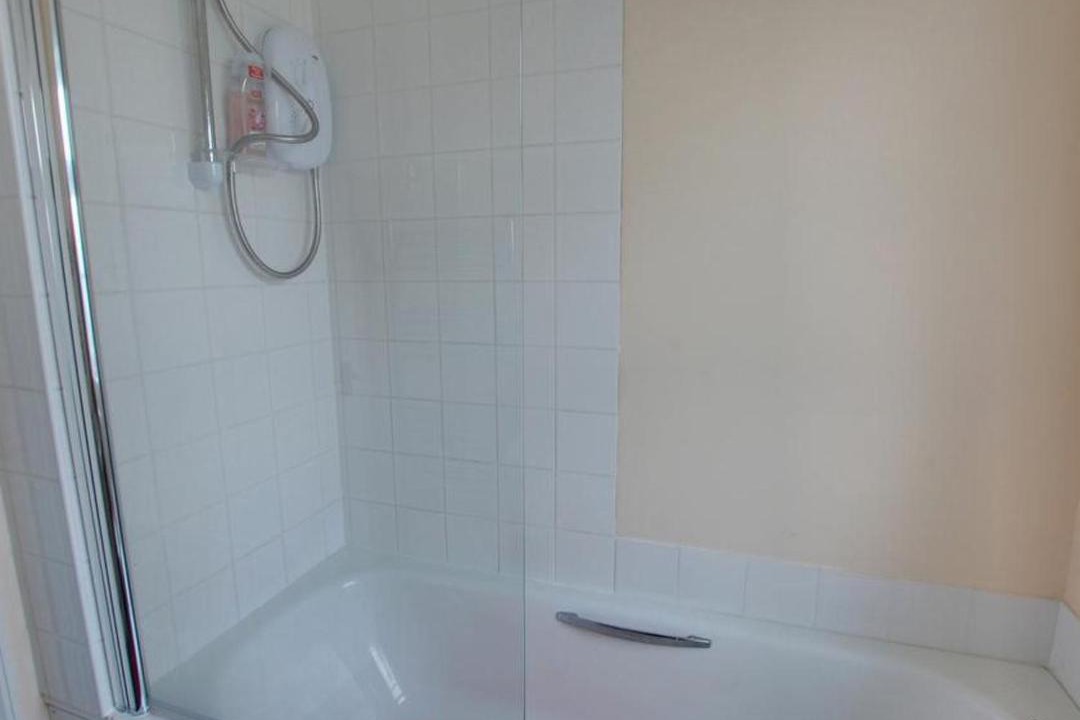 Photo of Bathroom in Ewhurst Green