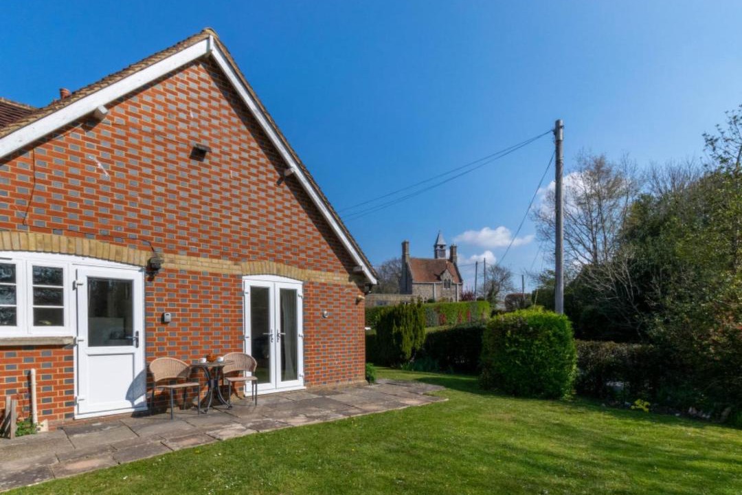 Photo of Buildings in Ewhurst Green