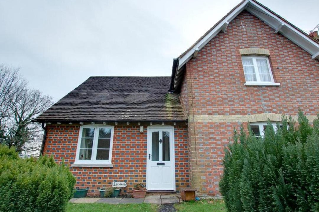 Photo of Buildings in Ewhurst Green