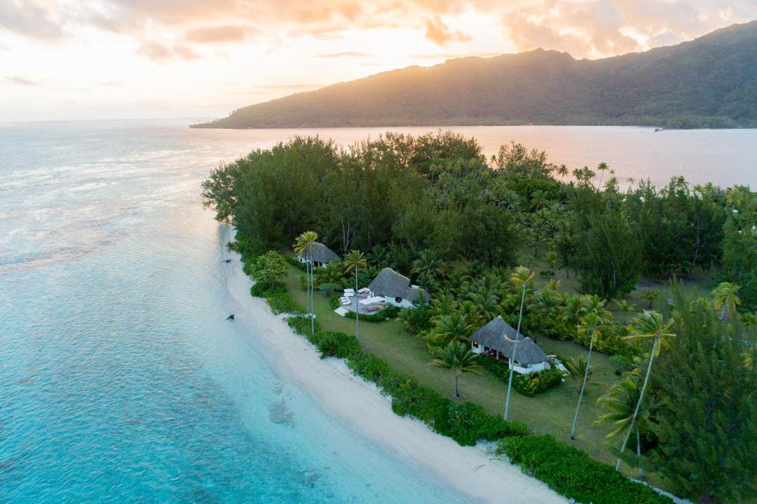 Photo of Others in Teahupoo