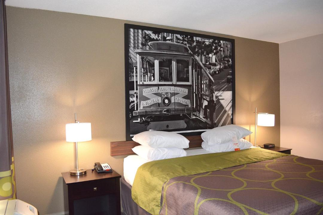 Photo of Bedroom in Salinas