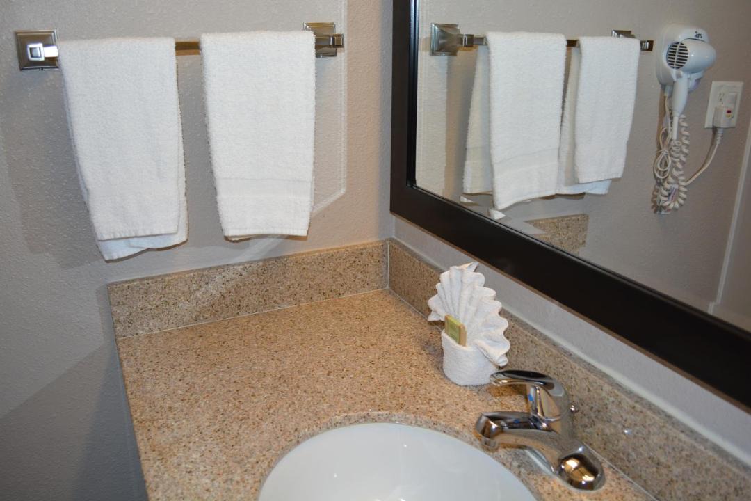 Photo of Bathroom in Salinas