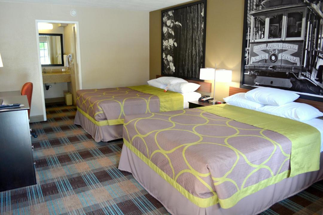 Photo of Bedroom in Salinas