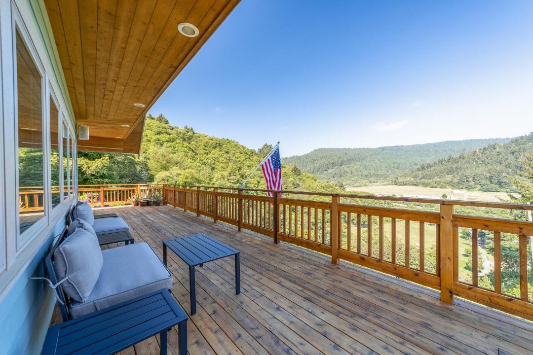 Photo of Patio Balcony in Orick