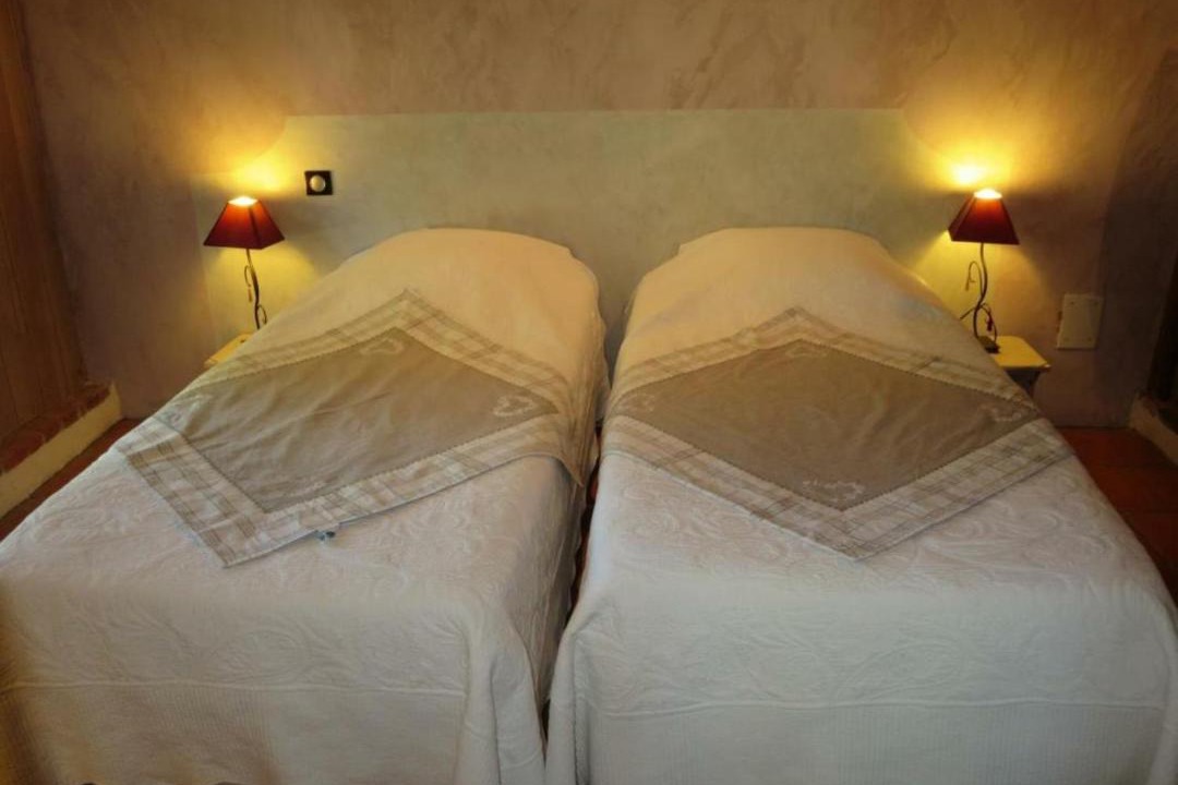 Photo of Bedroom in Vert