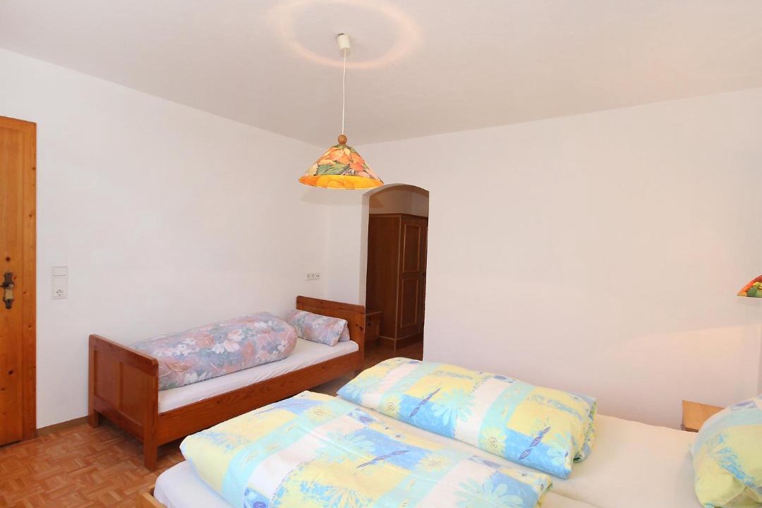 Photo of Bedroom in Kapfing