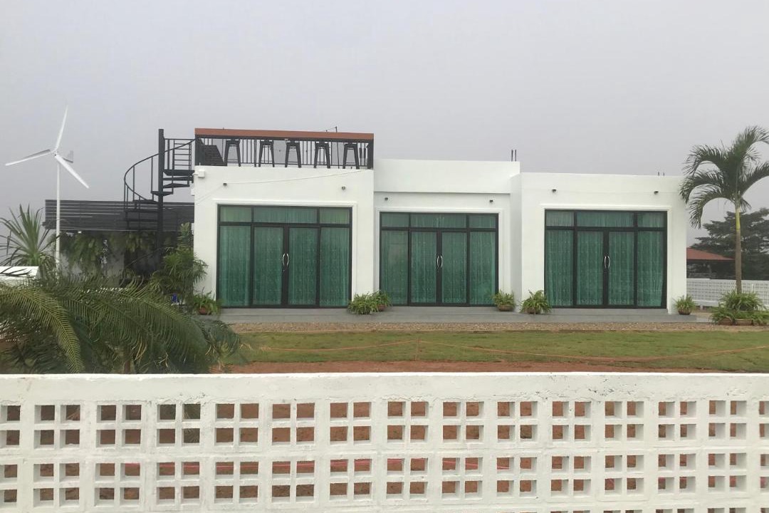 Photo of Buildings in Pua