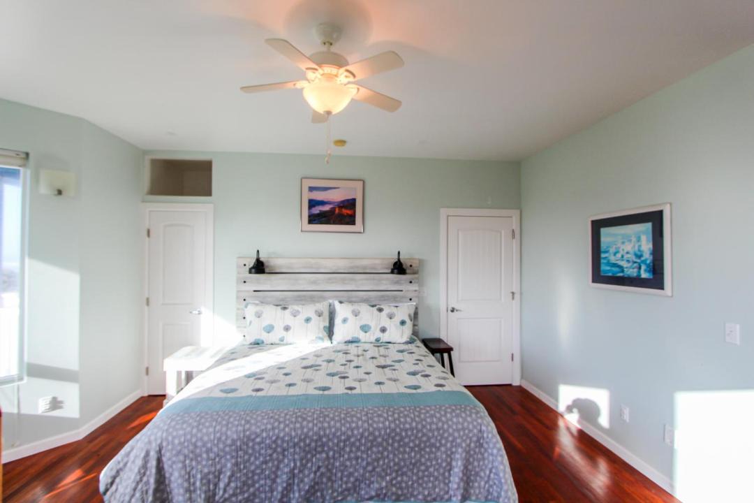 Photo of Bedroom in Gold Beach